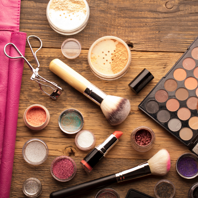 Step-by-Step Guide to Achieve the Perfect Smokey Eye